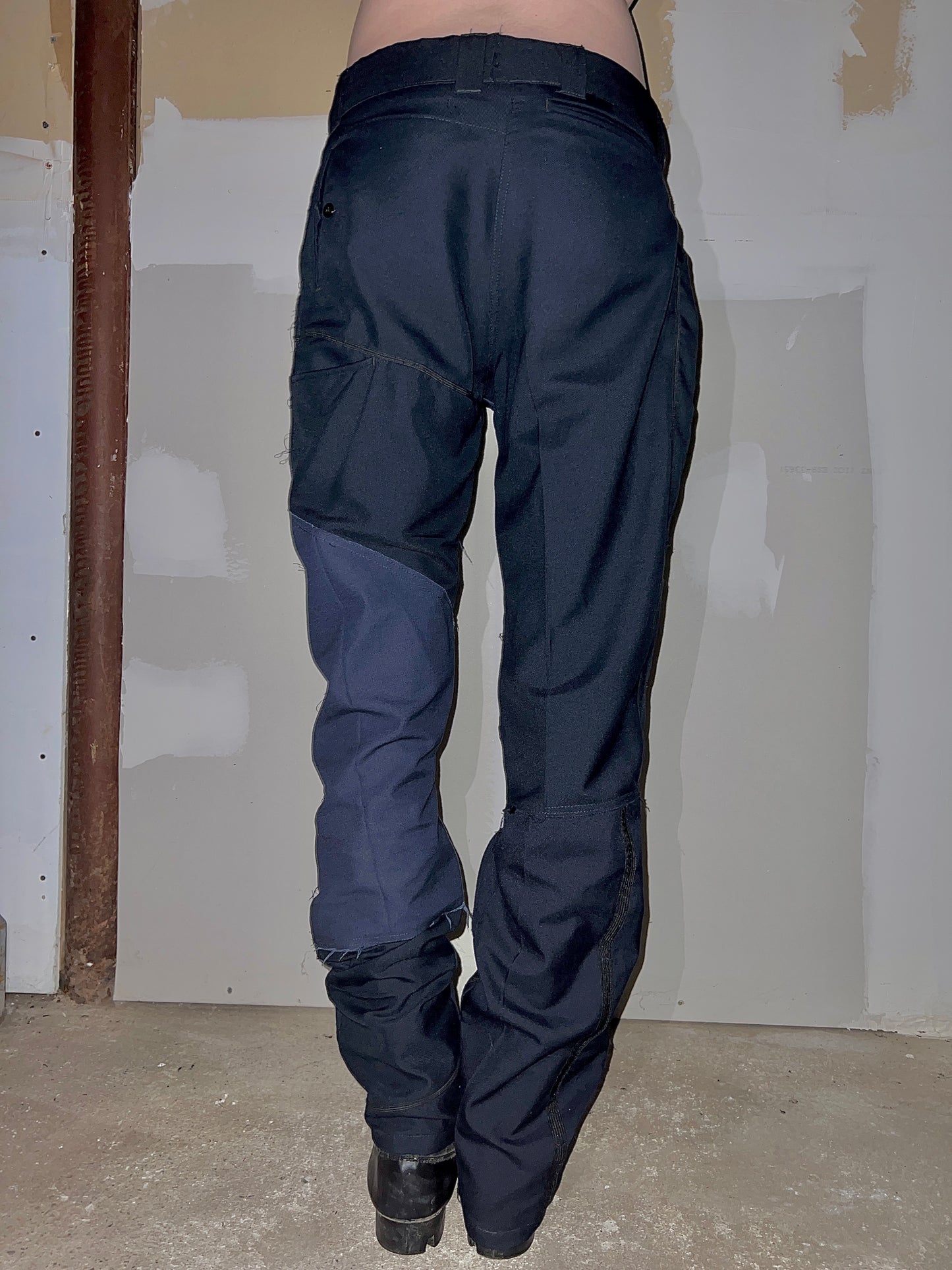 DECONSTRUCTED COMBAT PANT IN POLICE NAVY BLUE