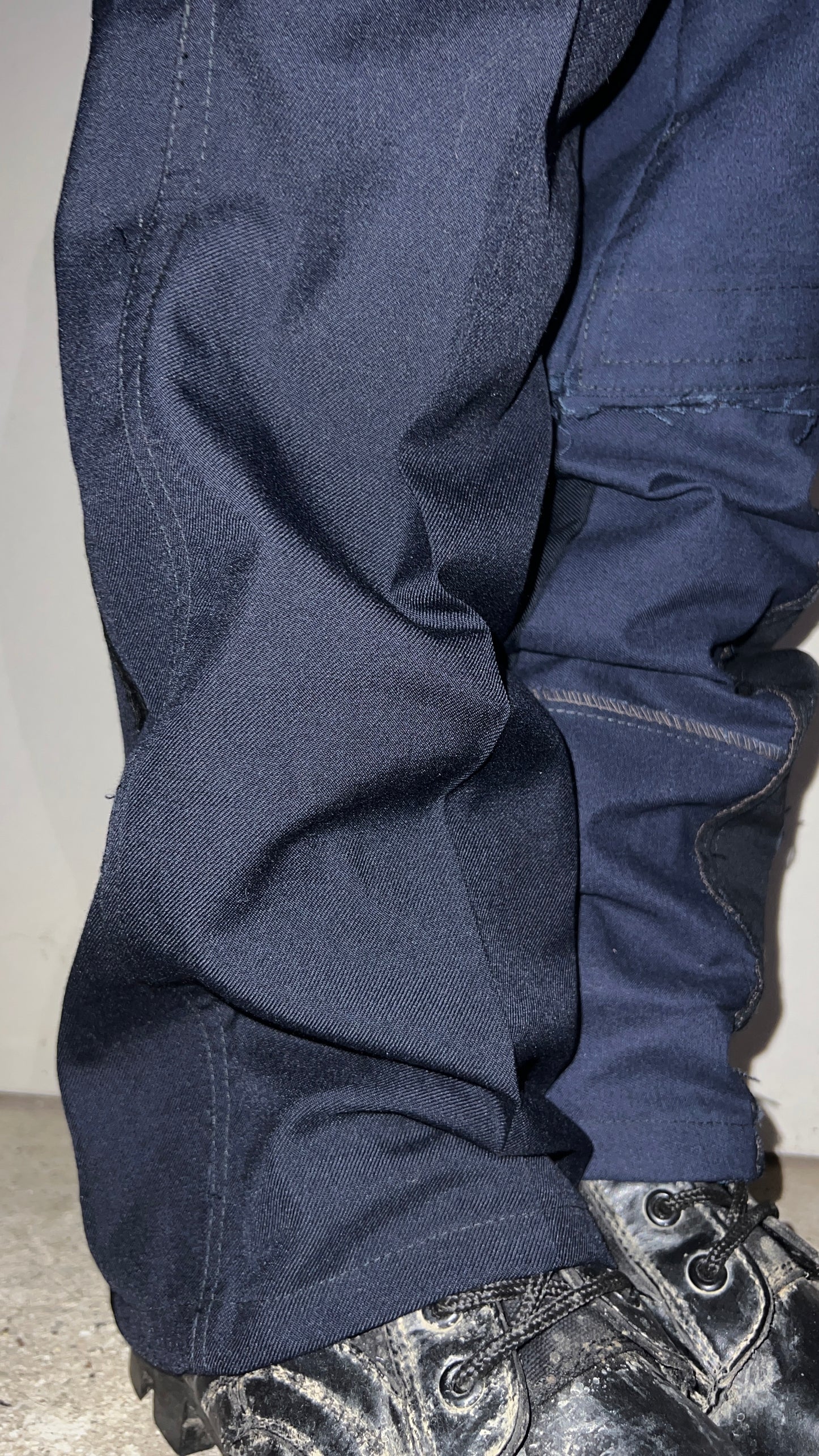 DECONSTRUCTED COMBAT PANT IN POLICE NAVY BLUE